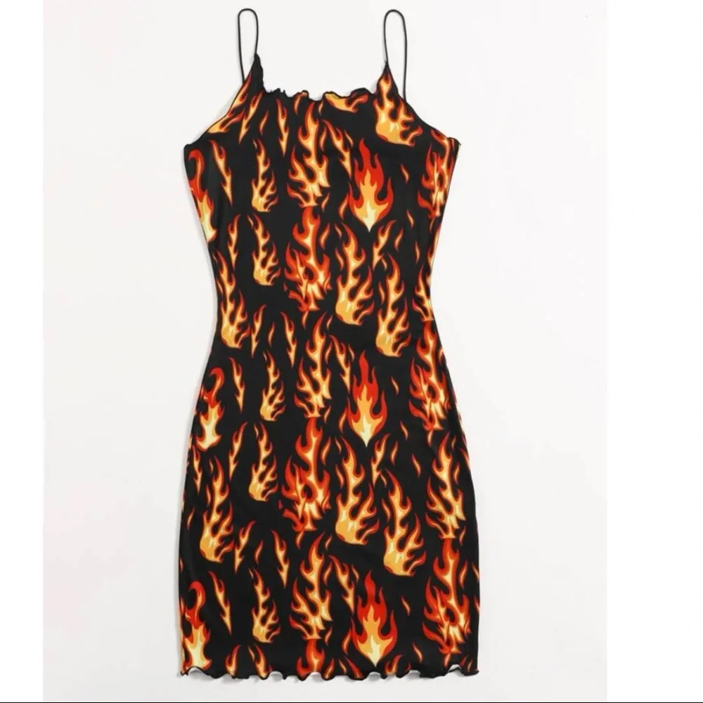 ❤️3/25❤️ BRAND NEW Bodycon Fire designed dress - Picture 2 of 5